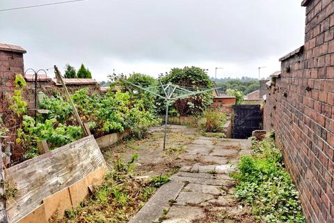 306 Abbey Hills Road, Oldham, OL8 2DH