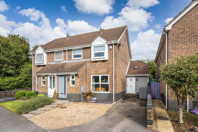 27 trimaran road warsash