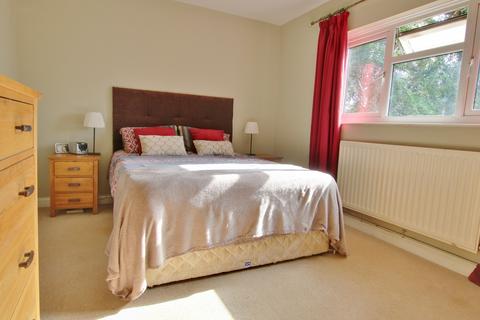 7 Middle Road, North Baddesley, Southampton, SO52 9HY