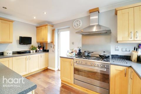 11 Keymer Close, Biggin Hill, Westerham, TN16 3DF