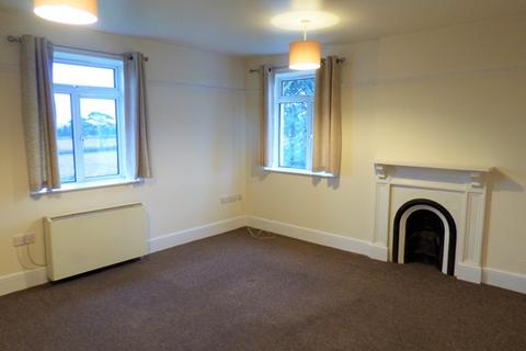 3 bedroom flat to rent, Spacious three bedroom flat