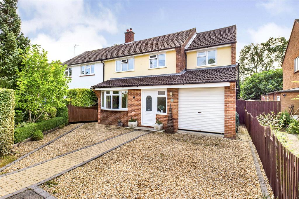 Millers Road, Tadley, RG26 4 bed semidetached house £450,000