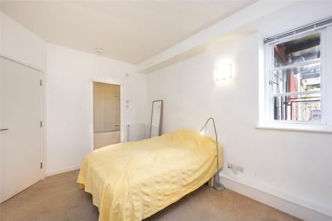 Flat 1, 25 Broadwall, London, SE1 9PS