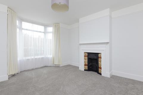 2 bedroom terraced house to rent, Heath Road, Maidstone