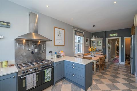 17 Crescent Parade, Ripon, HG4 2JE