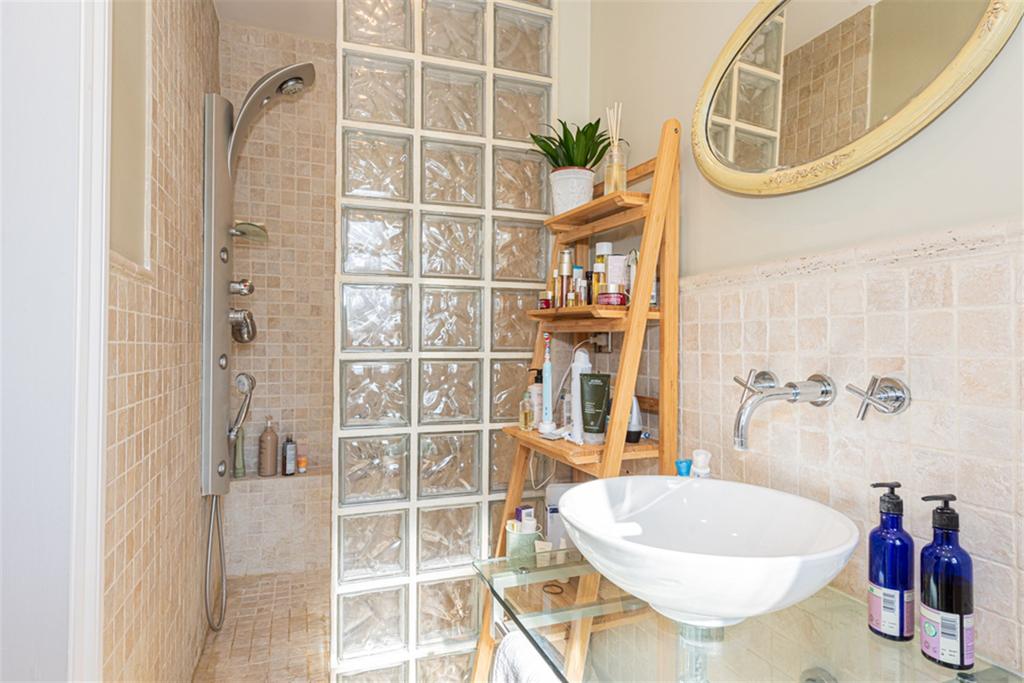 En-Suite+Shower+Room