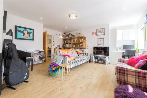 3 bedroom flat for sale - Arden Court, Arden Grove, Harpenden, Hertfordshire