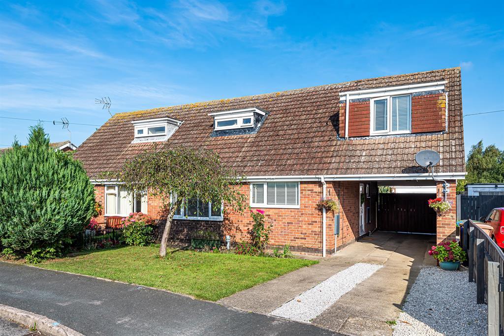 St Pauls Way, Tickton, HU17 9RW 4 bed semidetached house £230,000