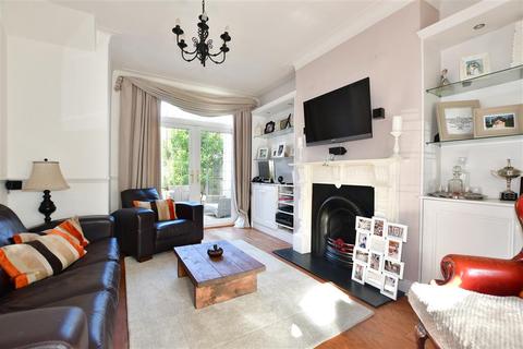17 Albemarle Gardens, Ilford, IG2 6DJ