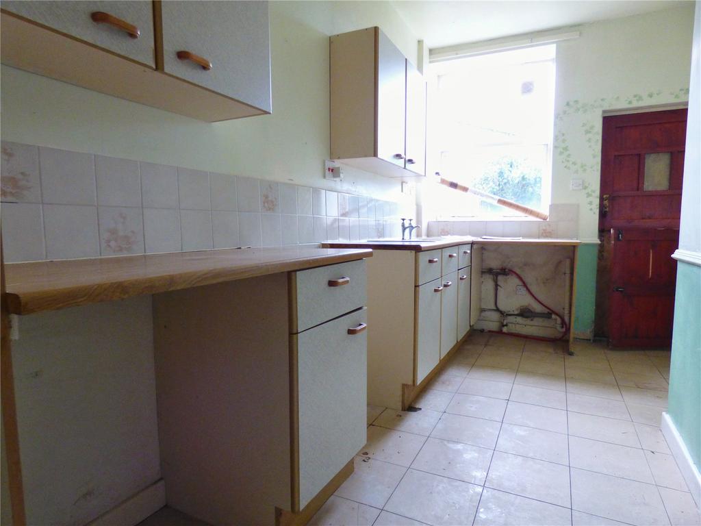 Kitchen: