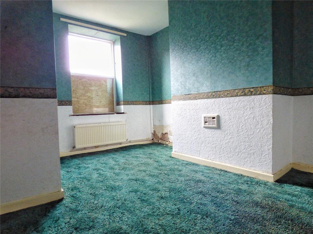 Dining Room: