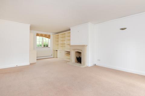 3 bedroom terraced house to rent, Hildenbrook Farm, Tonbridge