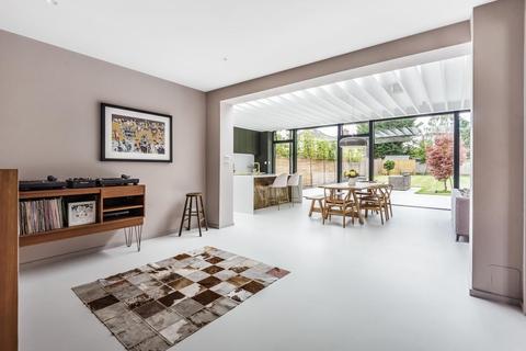 81 Brabourne Rise, Beckenham, BR3 6SD