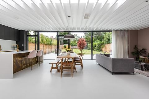 81 Brabourne Rise, Beckenham, BR3 6SD