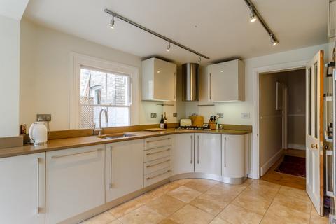 8 Devonshire Road, Cambridge, CB1 2BH