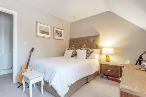 1, Voysey Court Park Road, Winchester, SO23 7GP