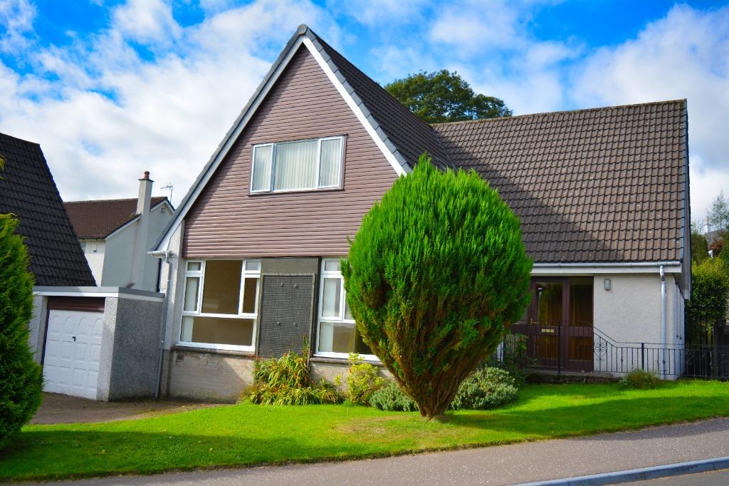 Moirs Well, Dollar, Clackmannanshire... 4 bed detached house £315,000