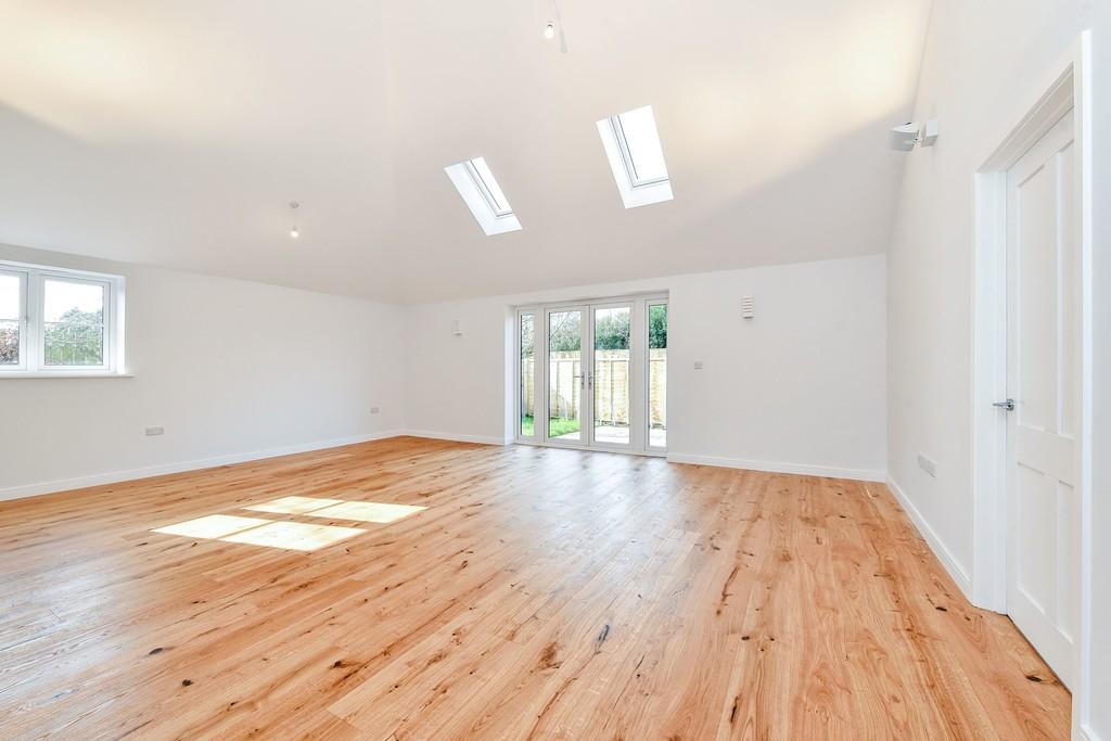 Chalk Lane, Sidlesham 3 bed detached bungalow £650,000