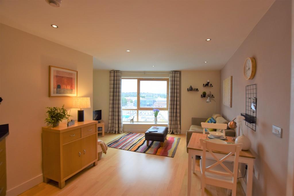 Clarence House, Leeds Dock 1 bed apartment £145,000