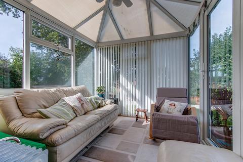 22 Chandlers Close, Redditch, B97 5HU