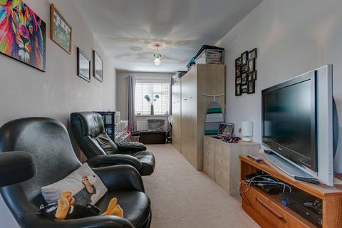 22 Chandlers Close, Redditch, B97 5HU