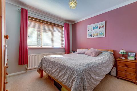 22 Chandlers Close, Redditch, B97 5HU