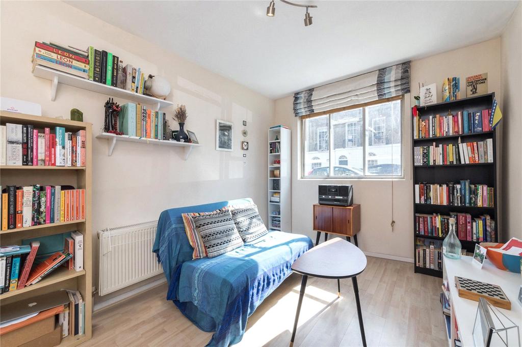 Dovey Lodge, Bewdley Street, Barnsbury, London 1 bed flat to rent £