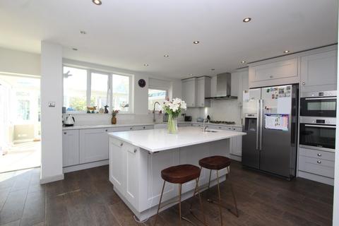 45 Rhodes Avenue, London, N22 7UR