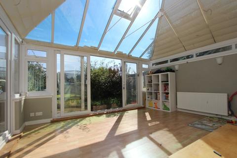 45 Rhodes Avenue, London, N22 7UR