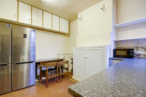 29 Thirlmere Road, London, N10 2DL