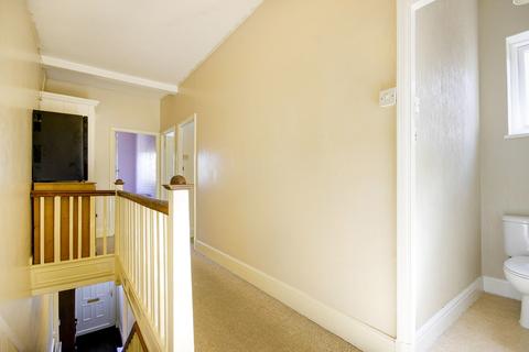 29 Thirlmere Road, London, N10 2DL