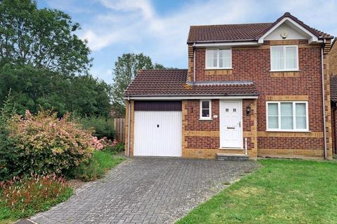 3 bedroom detached house to rent, Peace Close, Bridgwater