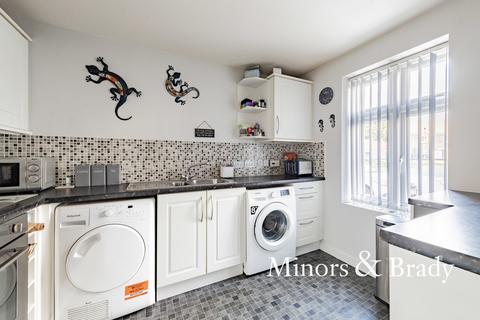 16 Canberra Road, Carbrooke, Thetford, IP25 6GQ