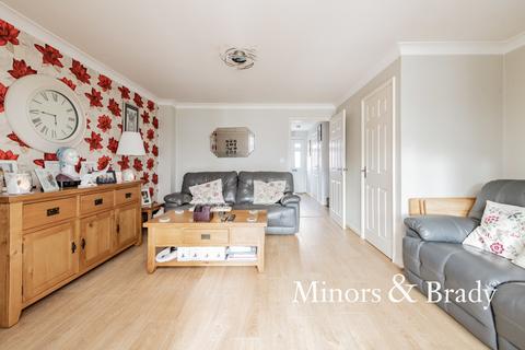 16 Canberra Road, Carbrooke, Thetford, IP25 6GQ