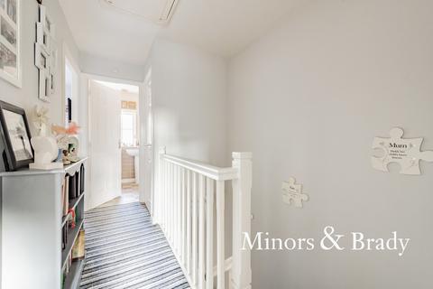 16 Canberra Road, Carbrooke, Thetford, IP25 6GQ