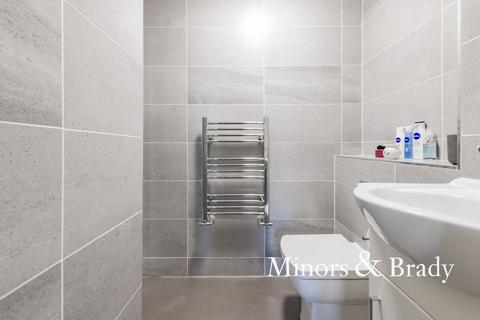 16 Canberra Road, Carbrooke, Thetford, IP25 6GQ