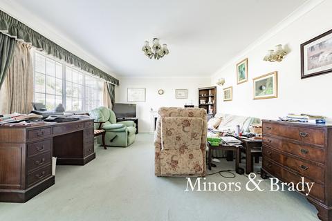 12 Brookside, North Elmham, Dereham, NR20 5JP