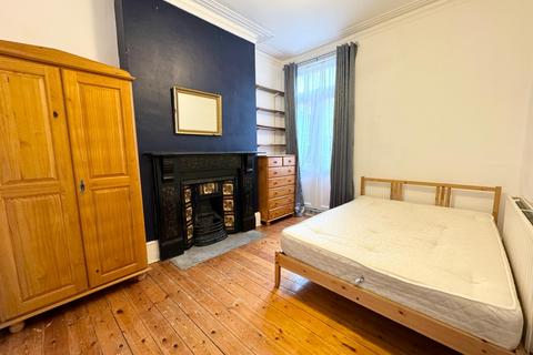 5 bedroom house share to rent, Crescent Road, Turnpike Lane