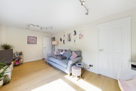 78a Torrington Road, Ruislip, HA4 0AU
