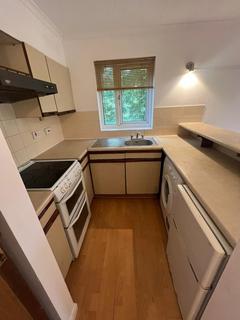 1 bedroom flat to rent, Maltby Drive, Enfield
