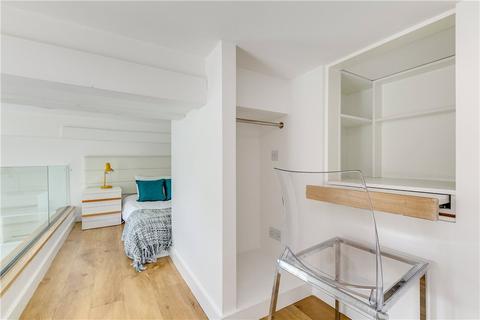 Studio to rent, Princess Beatrice House, Chelsea, London, SW10