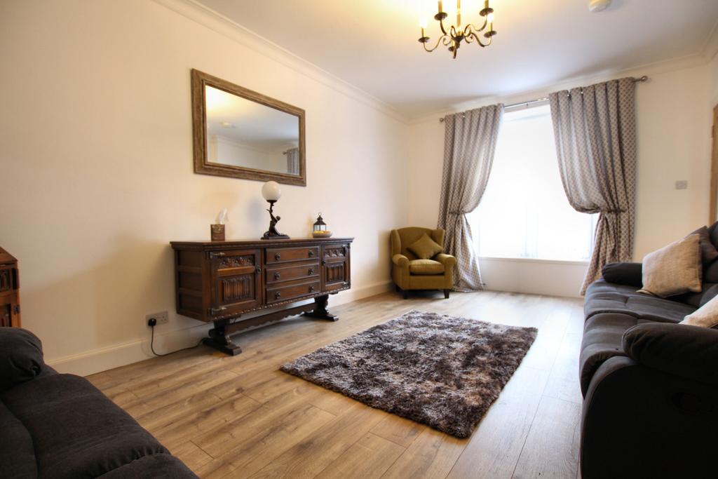 Burnbrae, 10 Tongland Road, Kirkcudbright - Willia