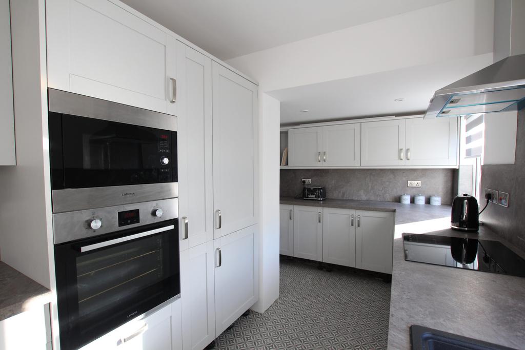 Burnbrae, 10 Tongland Road, Kirkcudbright - Willia