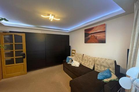 65 Abbots Road, Edgware, HA8 0RG