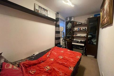65 Abbots Road, Edgware, HA8 0RG