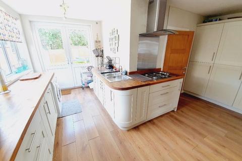 6 Bracken Road, Birmingham, B24 9NL