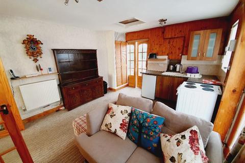 72 Deakin Road, Birmingham, B24 9AH