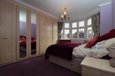 165 Barton Road, Luton, LU3 2BN