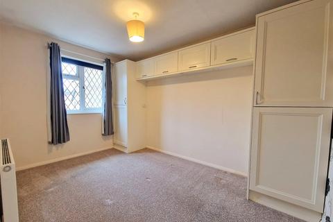 1 bedroom maisonette to rent, Tarnbrook Way, Bracknell, Berkshire, RG12