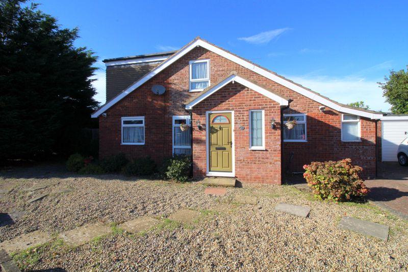 Harington Green, Formby 5 bed detached bungalow £425,000
